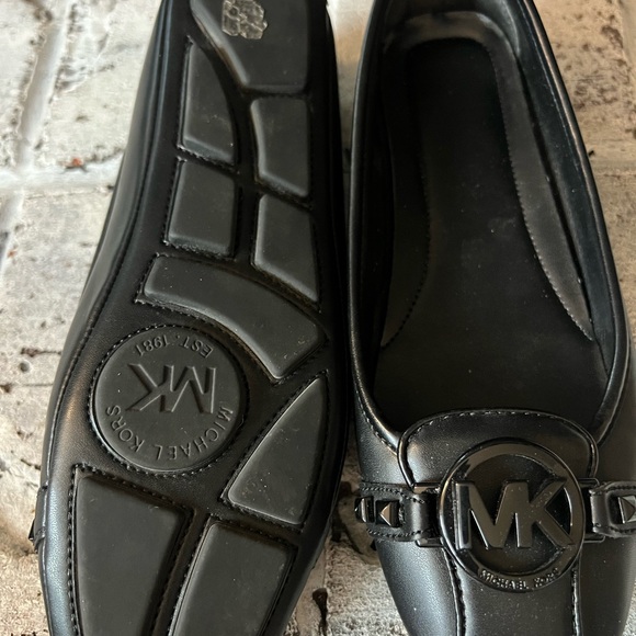 Michael Kors Black Loafers with Logo Accent - Picture 2 of 2